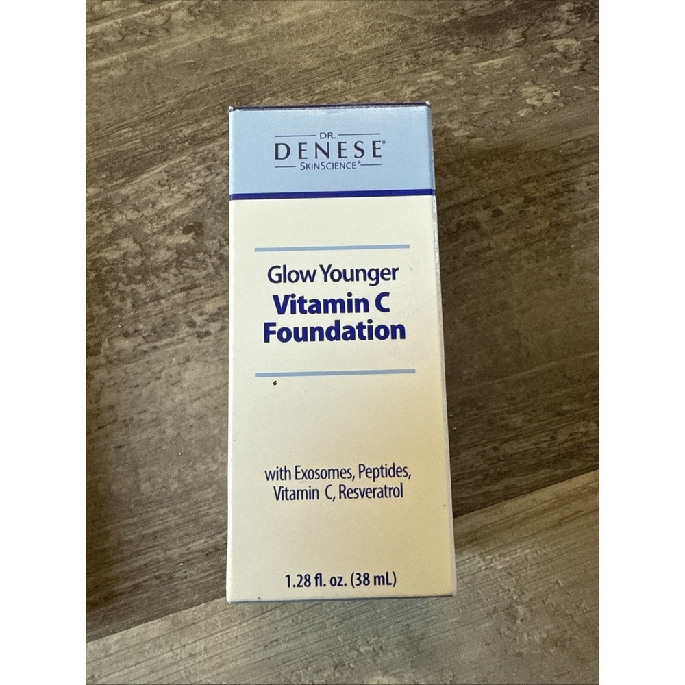 Glow Younger Vitamin C Foundation 1.28 fl. oz.  Shade:  Light   (NEW IN BOX)